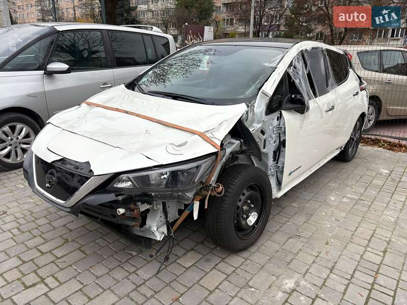 Хетчбек Nissan Leaf 2018 в Тернополі фото 6 Хетчбек Nissan Leaf 2018 в Тернополі