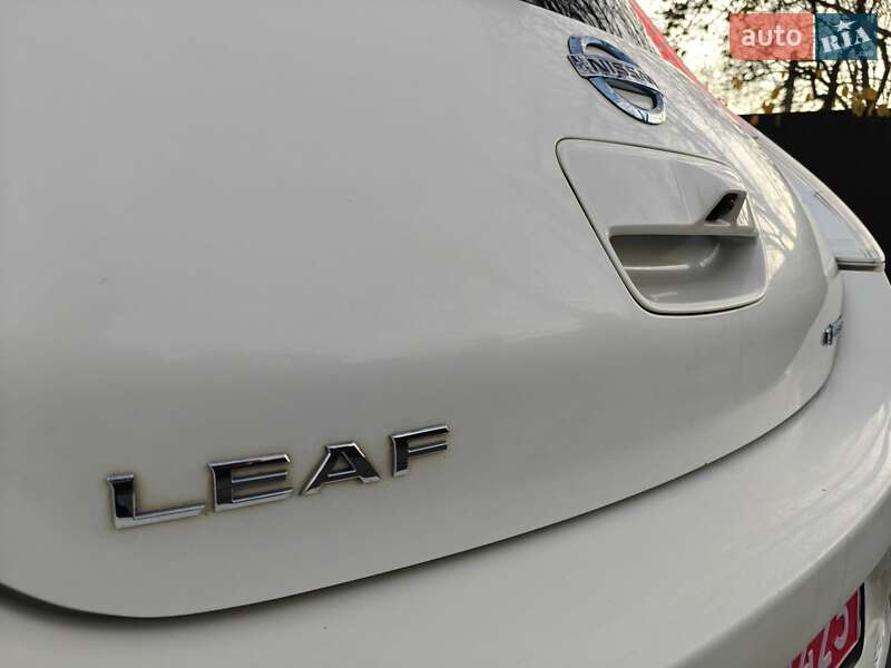 Хэтчбек Nissan Leaf 2013 в Ивано-Франковске