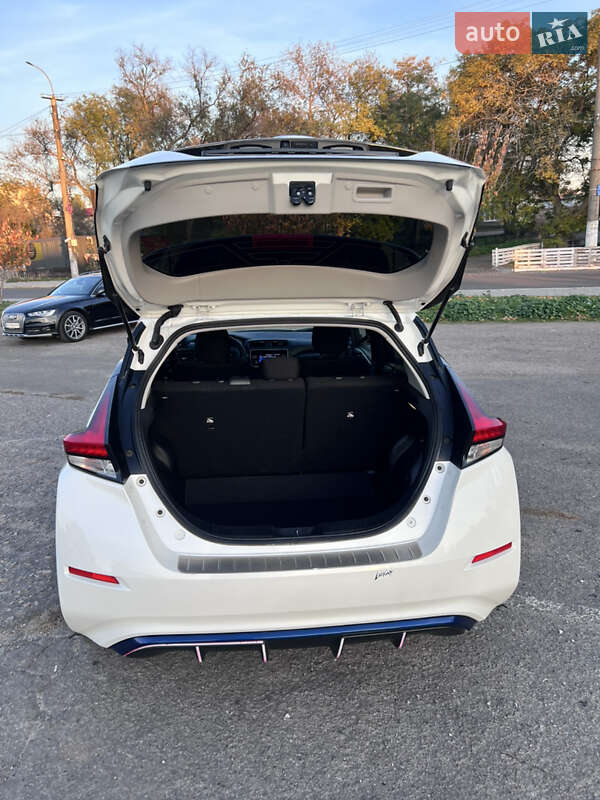 Хэтчбек Nissan Leaf 2018 в Одессе фото 12 Хэтчбек Nissan Leaf 2018 в Одессе
