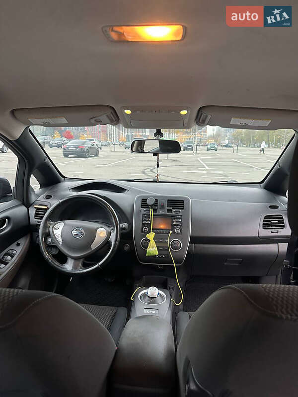 Хэтчбек Nissan Leaf 2013 в Киеве фото 8 Хэтчбек Nissan Leaf 2013 в Киеве