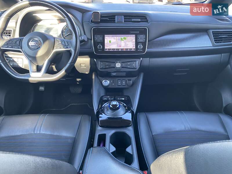 Хетчбек Nissan Leaf 2018 в Львові