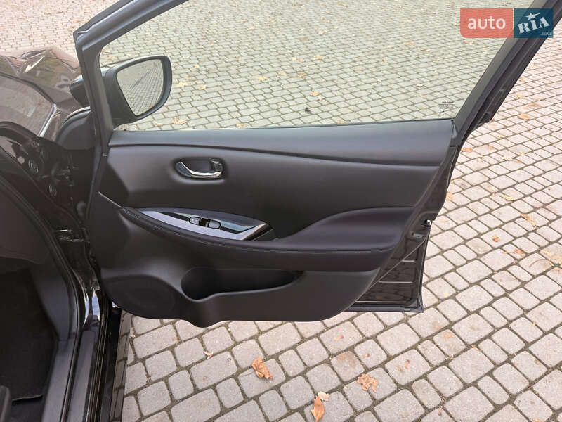 Хэтчбек Nissan Leaf 2020 в Львове фото 17 Хэтчбек Nissan Leaf 2020 в Львове