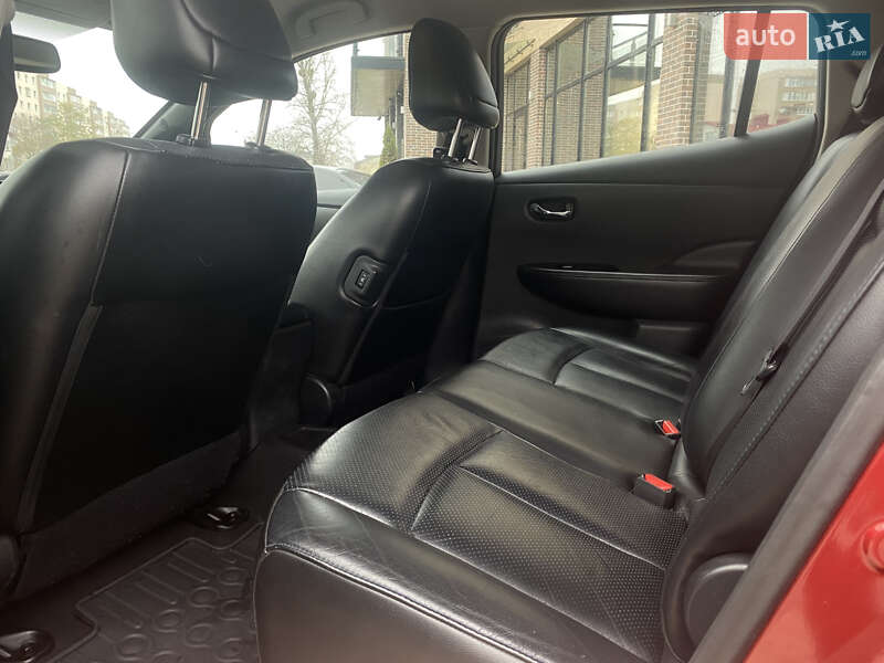 Хэтчбек Nissan Leaf 2014 в Ивано-Франковске фото 10 Хэтчбек Nissan Leaf 2014 в Ивано-Франковске