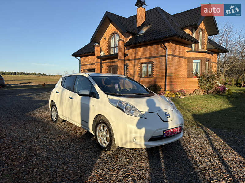 Хэтчбек Nissan Leaf 2014 в Луцке фото 3 Хэтчбек Nissan Leaf 2014 в Луцке