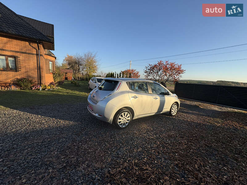 Хэтчбек Nissan Leaf 2015 в Луцке фото 14 Хэтчбек Nissan Leaf 2015 в Луцке