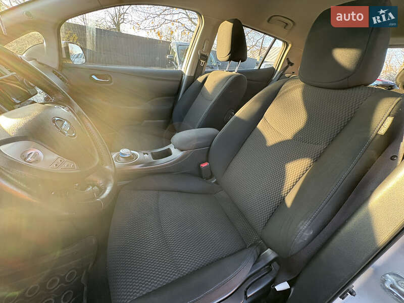Хэтчбек Nissan Leaf 2015 в Луцке фото 20 Хэтчбек Nissan Leaf 2015 в Луцке