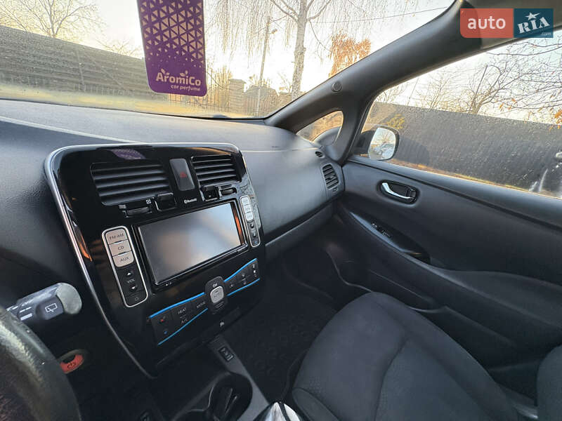 Хэтчбек Nissan Leaf 2014 в Луцке фото 20 Хэтчбек Nissan Leaf 2014 в Луцке