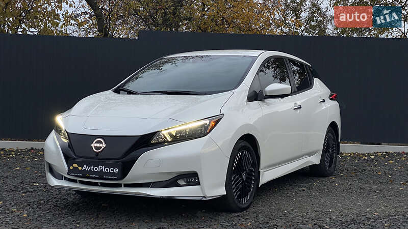 Хэтчбек Nissan Leaf 2023 в Луцке