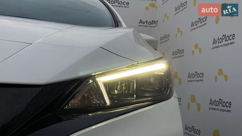 Хэтчбек Nissan Leaf 2023 в Луцке