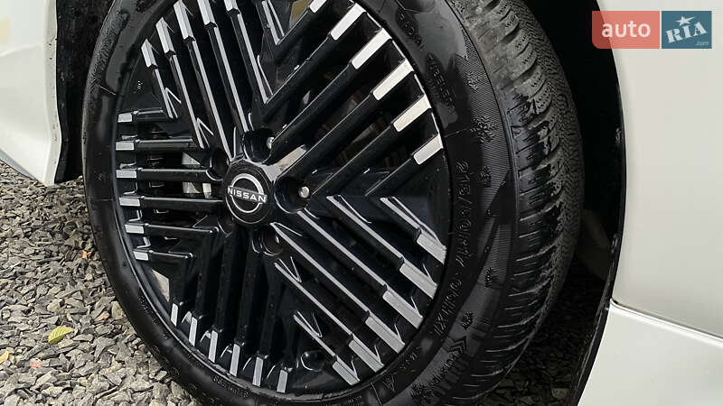 Хэтчбек Nissan Leaf 2023 в Луцке