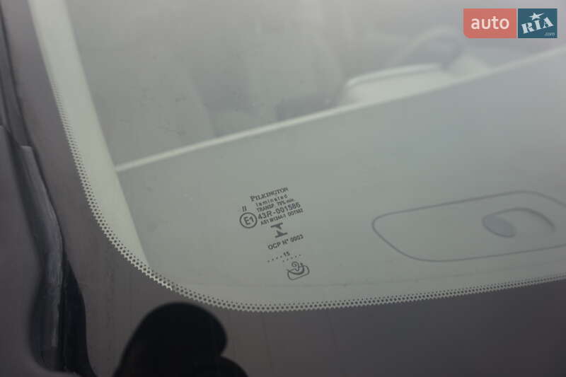 Хэтчбек Nissan Leaf 2011 в Самборе