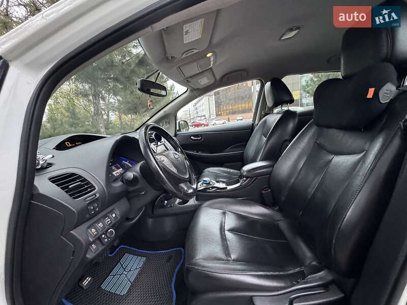 Хэтчбек Nissan Leaf 2016 в Одессе фото 15 Хэтчбек Nissan Leaf 2016 в Одессе