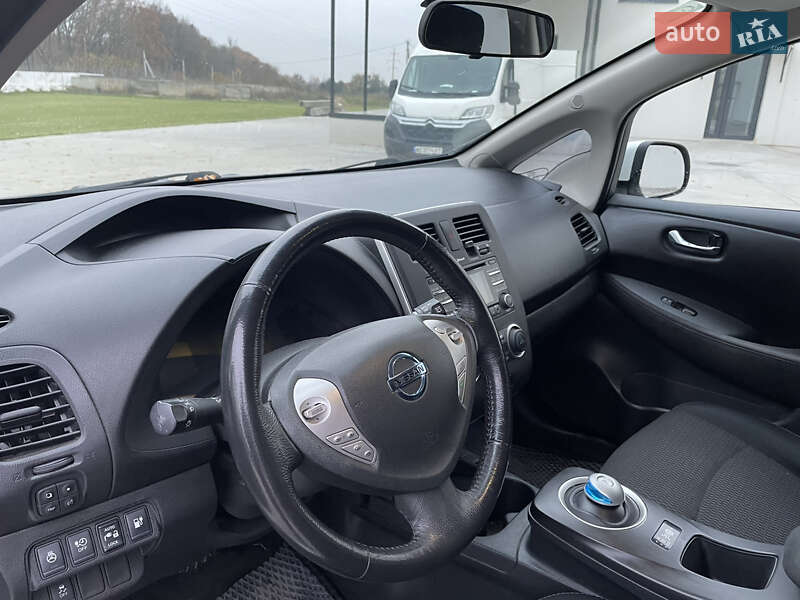 Хэтчбек Nissan Leaf 2015 в Луцке фото 14 Хэтчбек Nissan Leaf 2015 в Луцке