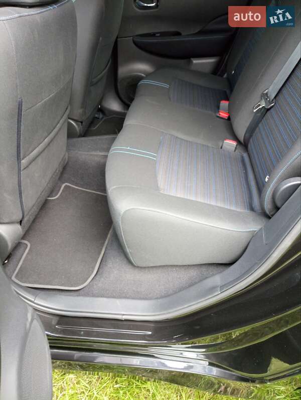 Хэтчбек Nissan Leaf 2021 в Олевске фото 5 Хэтчбек Nissan Leaf 2021 в Олевске