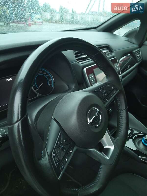 Хэтчбек Nissan Leaf 2021 в Олевске фото 35 Хэтчбек Nissan Leaf 2021 в Олевске