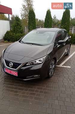Хетчбек Nissan Leaf 2021 в Олевську