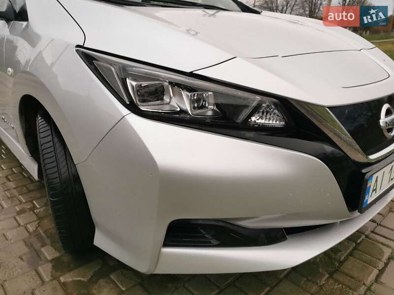 Хэтчбек Nissan Leaf 2018 в Фастове