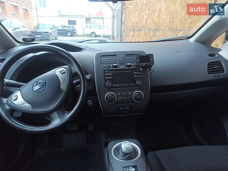 Хетчбек Nissan Leaf 2014 в Вінниці