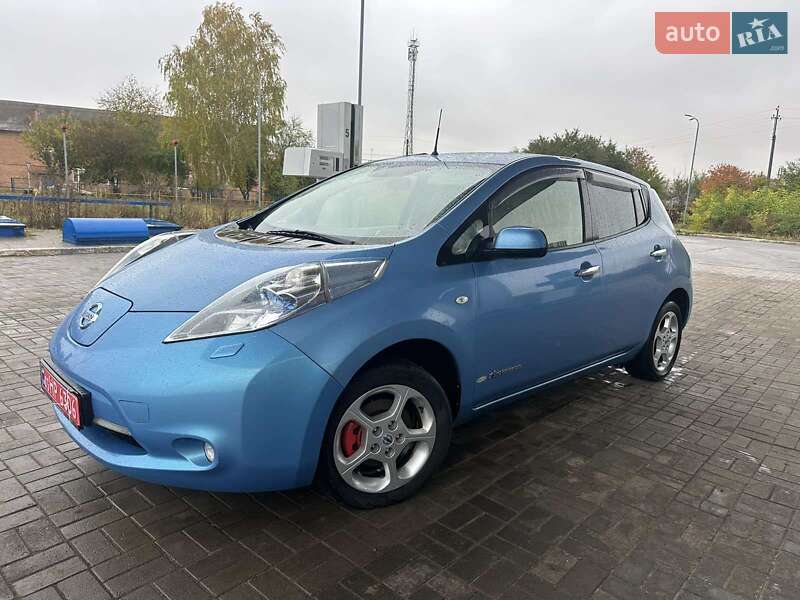 Хетчбек Nissan Leaf 2013 в Прилуках фото 2 Хетчбек Nissan Leaf 2013 в Прилуках
