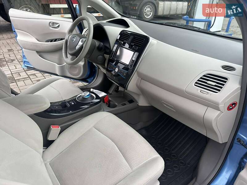 Хетчбек Nissan Leaf 2013 в Прилуках фото 19 Хетчбек Nissan Leaf 2013 в Прилуках