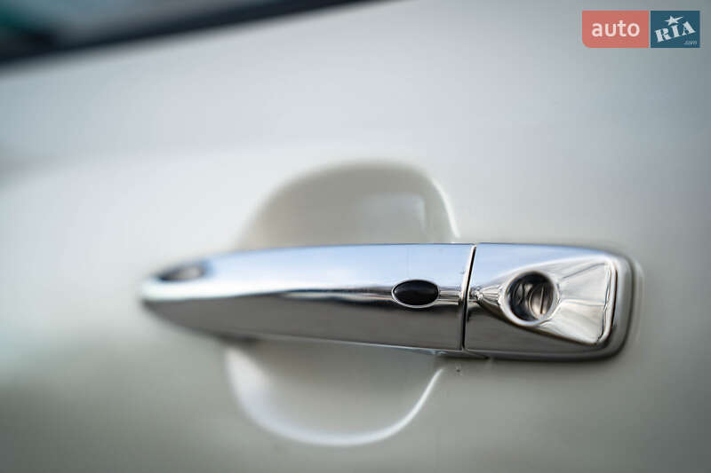 Хэтчбек Nissan Leaf 2018 в Черновцах