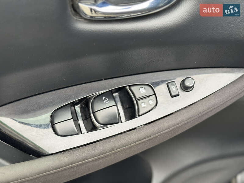 Хэтчбек Nissan Leaf 2016 в Владимире