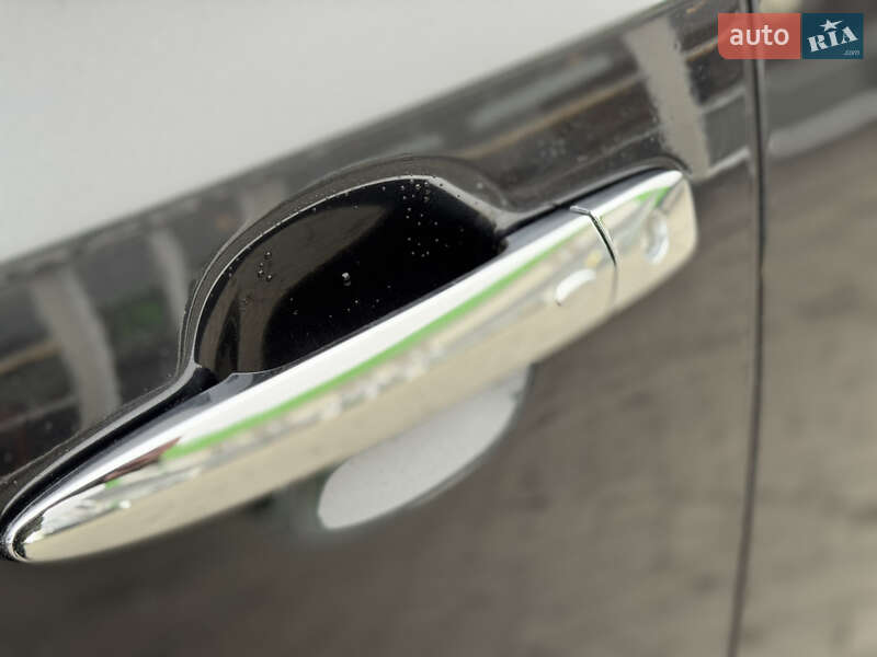 Хэтчбек Nissan Leaf 2016 в Владимире