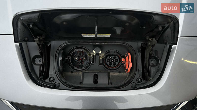 Хэтчбек Nissan Leaf 2020 в Луцке фото 35 Хэтчбек Nissan Leaf 2020 в Луцке