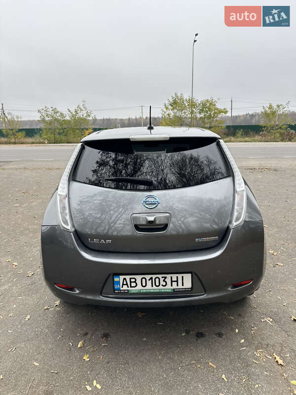 Хетчбек Nissan Leaf 2016 в Вінниці