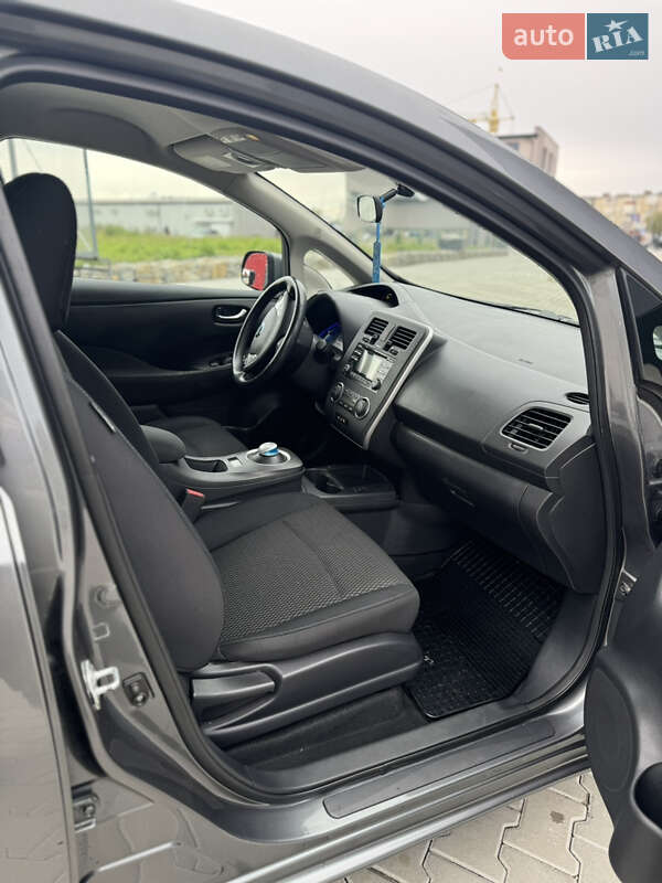Хэтчбек Nissan Leaf 2015 в Калуше фото 25 Хэтчбек Nissan Leaf 2015 в Калуше