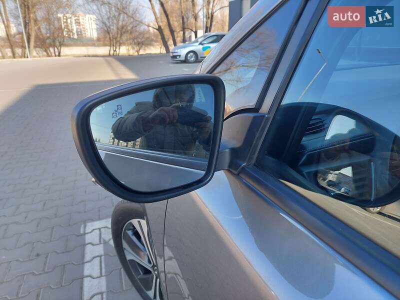 Хетчбек Nissan Leaf 2020 в Хмельницькому