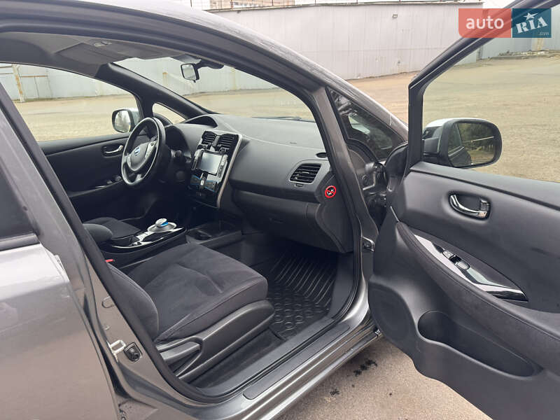 Хэтчбек Nissan Leaf 2014 в Львове фото 10 Хэтчбек Nissan Leaf 2014 в Львове