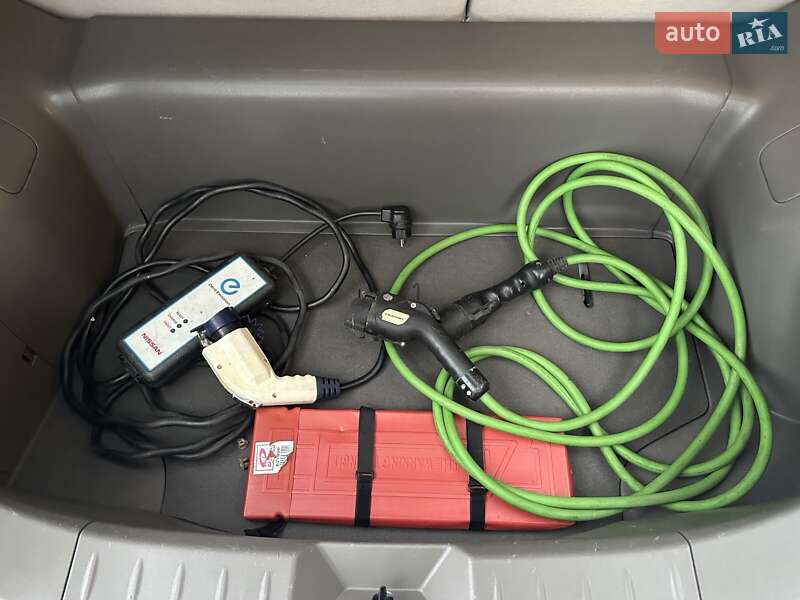 Хэтчбек Nissan Leaf 2013 в Кременце фото 23 Хэтчбек Nissan Leaf 2013 в Кременце