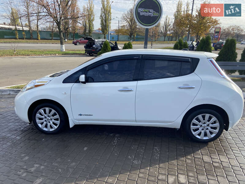 Хэтчбек Nissan Leaf 2014 в Харькове