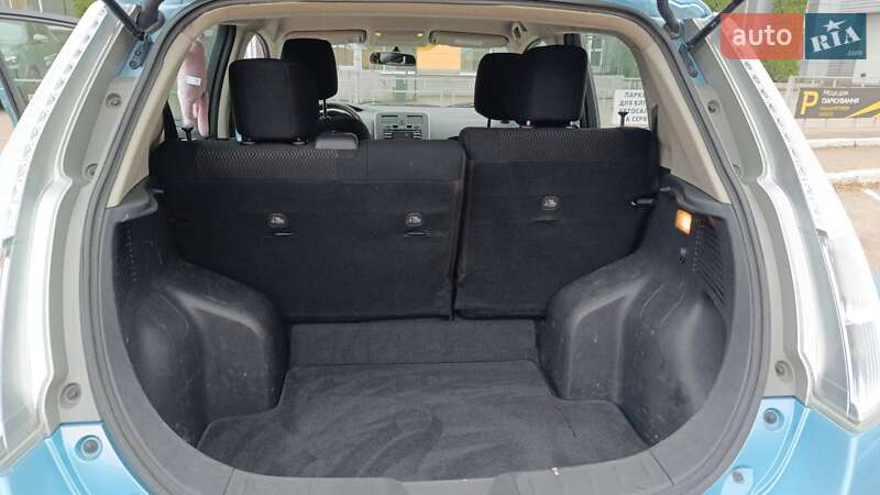 Хэтчбек Nissan Leaf 2014 в Чернигове