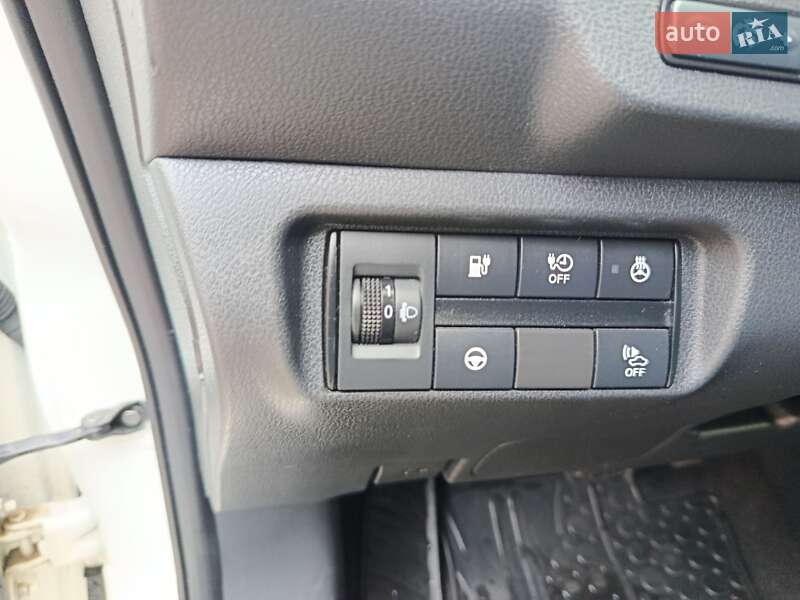 Хэтчбек Nissan Leaf 2020 в Львове фото 21 Хэтчбек Nissan Leaf 2020 в Львове