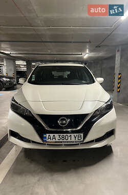 Хетчбек Nissan Leaf 2018 в Києві