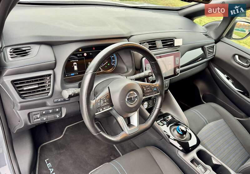 Хэтчбек Nissan Leaf 2022 в Ровно