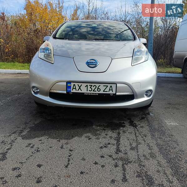 Хэтчбек Nissan Leaf 2011 в Харькове фото 11 Хэтчбек Nissan Leaf 2011 в Харькове