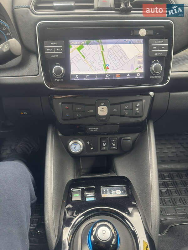 Хетчбек Nissan Leaf 2019 в Одесі