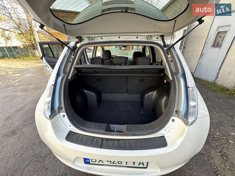 Хэтчбек Nissan Leaf 2014 в Волочиске фото 7 Хэтчбек Nissan Leaf 2014 в Волочиске