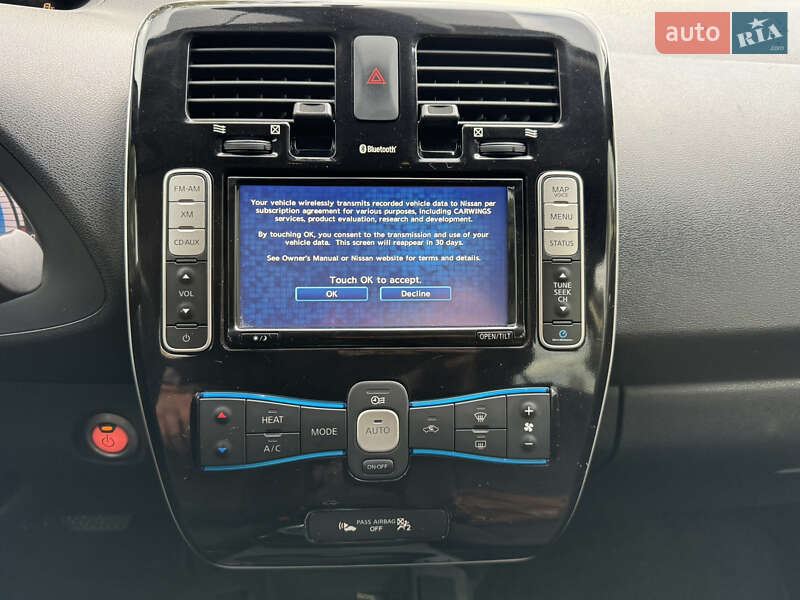 Хэтчбек Nissan Leaf 2013 в Одессе