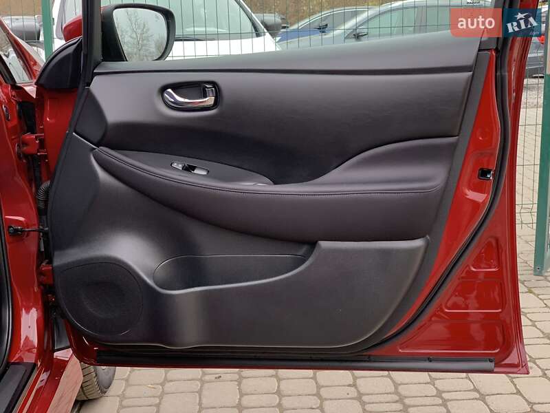 Хэтчбек Nissan Leaf 2020 в Бердичеве