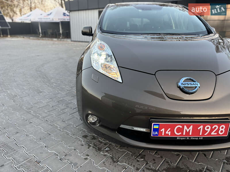 Хетчбек Nissan Leaf 2016 в Володимирі