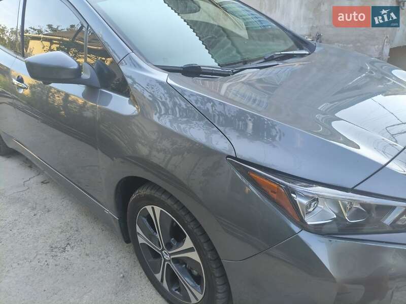 Хетчбек Nissan Leaf 2020 в Одесі