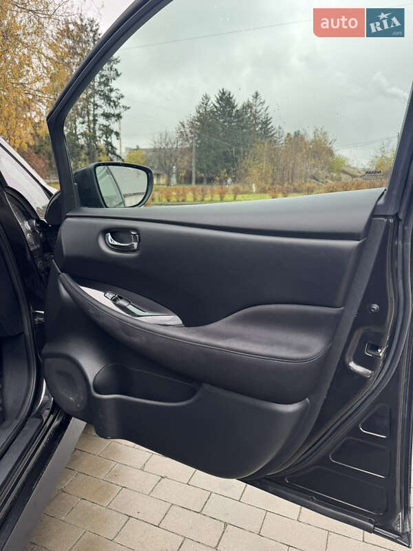 Хэтчбек Nissan Leaf 2018 в Луцке