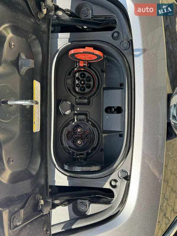 Хэтчбек Nissan Leaf 2019 в Ивано-Франковске