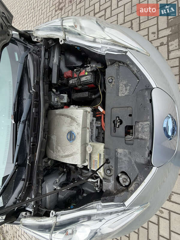 Хетчбек Nissan Leaf 2014 в Тернополі фото 14 Хетчбек Nissan Leaf 2014 в Тернополі