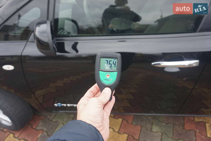 Хэтчбек Nissan Leaf 2012 в Самборе