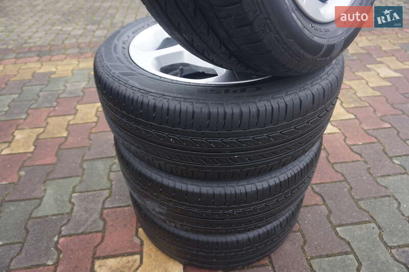 Хэтчбек Nissan Leaf 2012 в Самборе